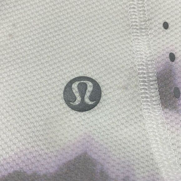 LULULEMON HIGH NECK RUNNING AND TRAINING T-SHIRT - Picture 8 of 8